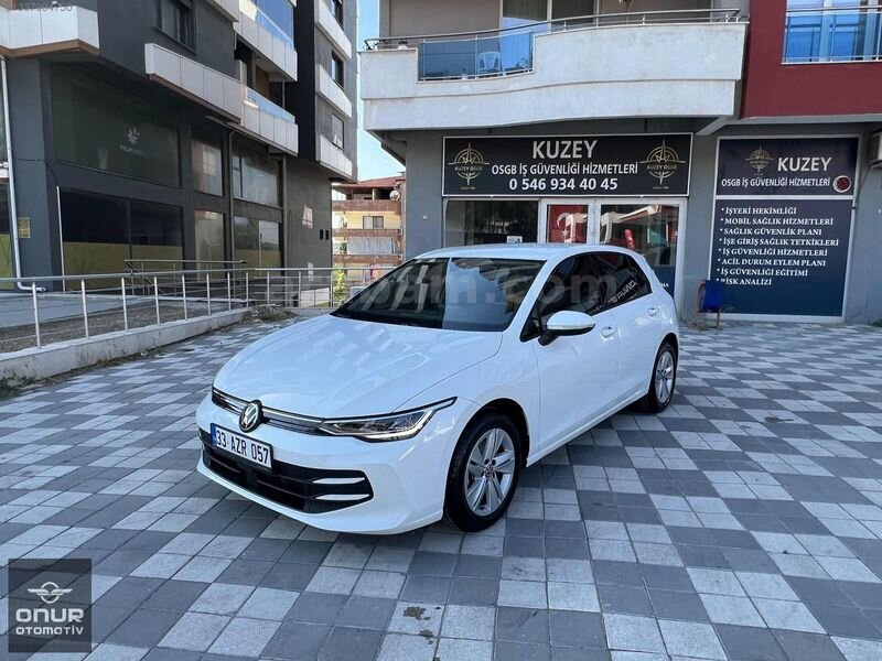 2025 ÇIKIŞLI VOLKSWAGEN GOLF 1.5 eTSİ LİFE DSG 20 BİN BOYASIZ