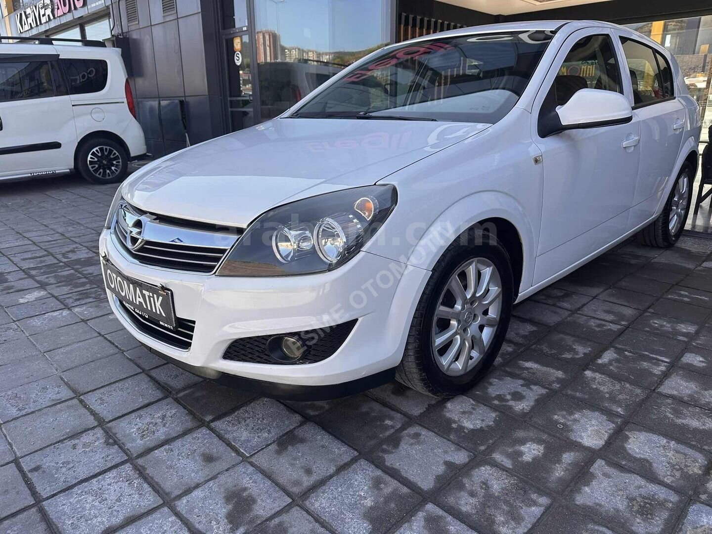 2011 MODEL 1.3 CDTİ ESSENTİA KONFOR OTOMATİK HATASIZ 2