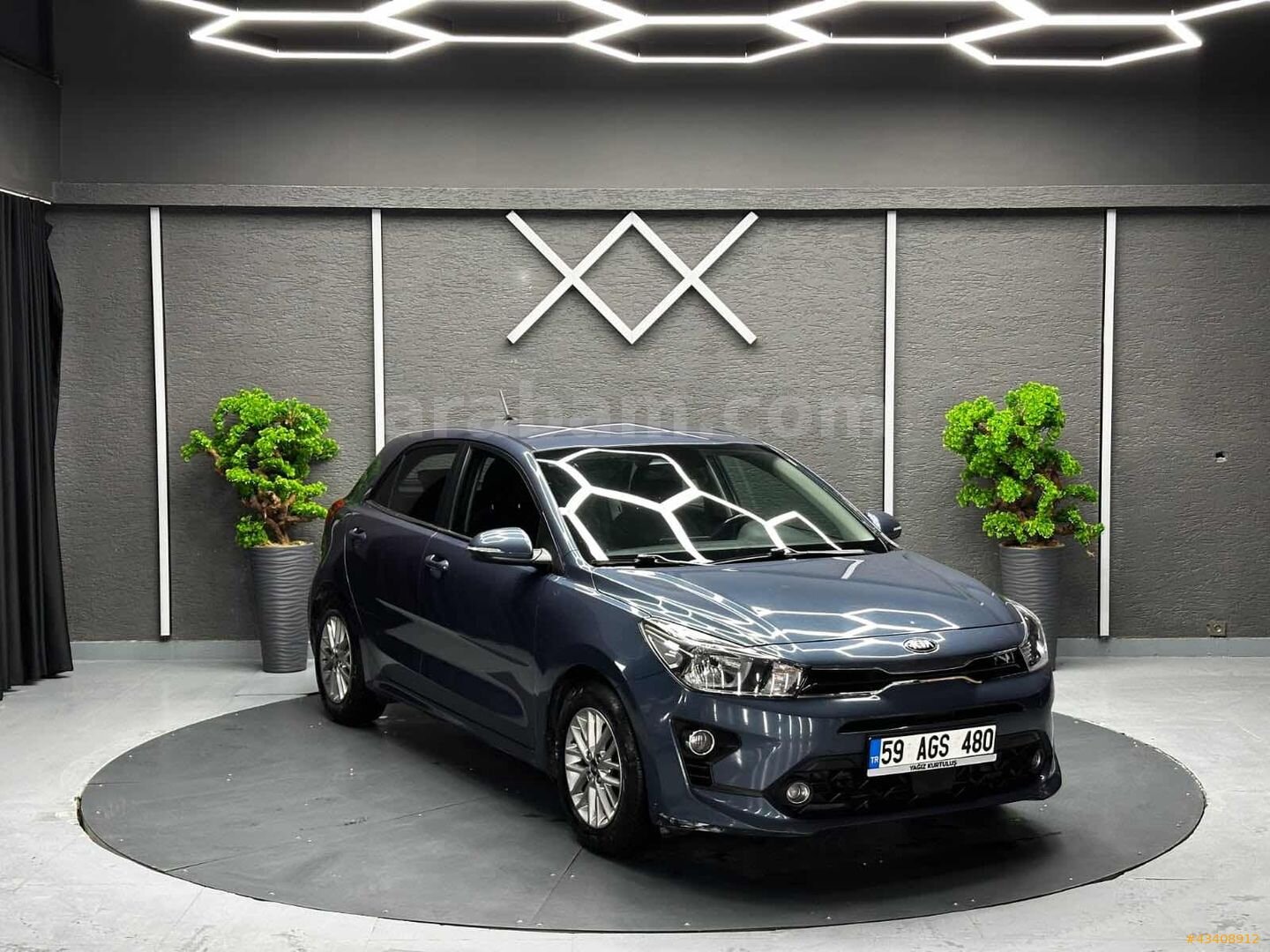 İSTİKLAL AUTO'DAN 2020 MODEL KİA RİO Elegance Tekno 1.2 MPI 3