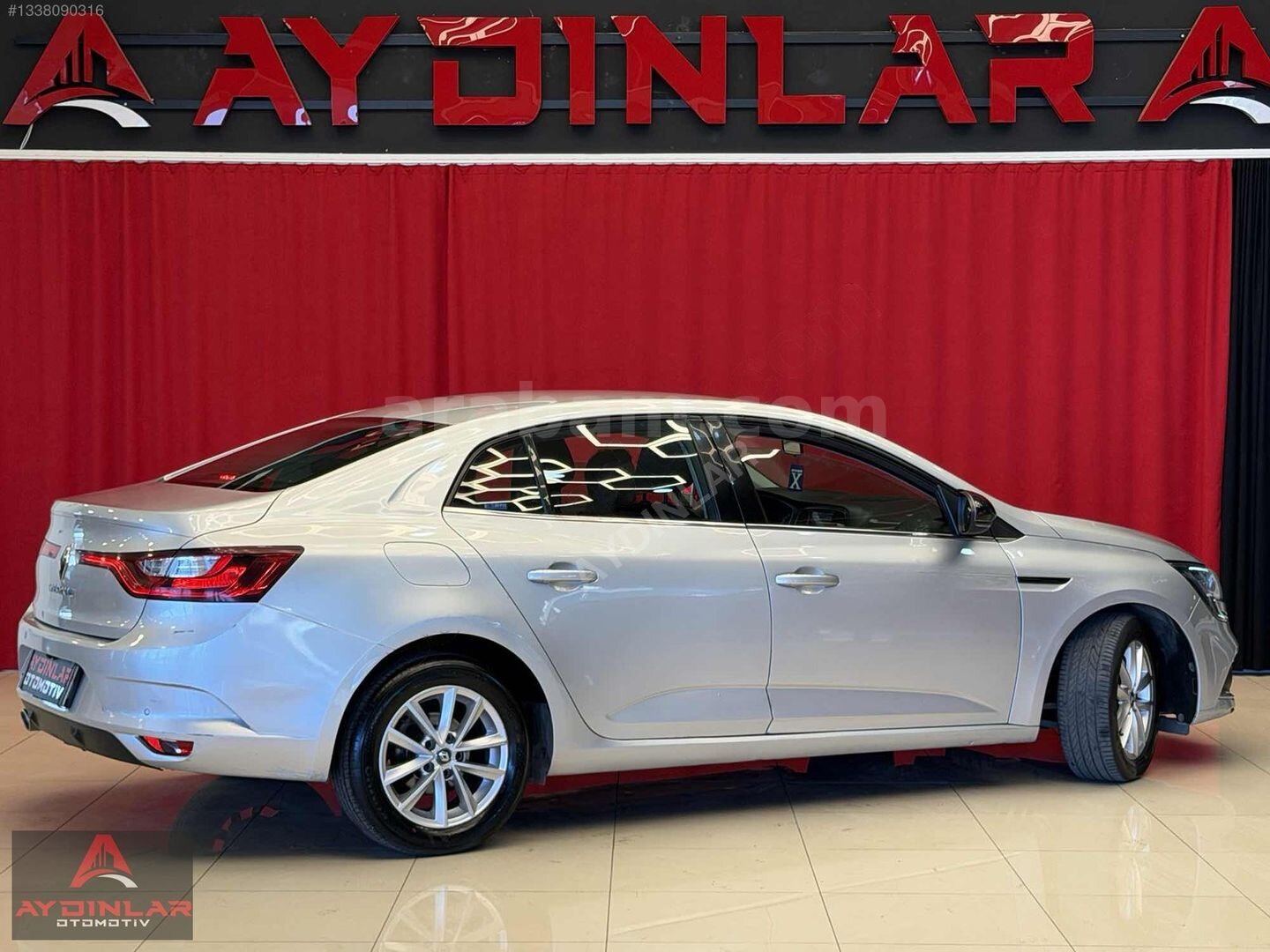 2020 MEGANE TOUCH DİZEL OTOMATİK DEĞİŞENSİZ TESLA EKRAN FULL LED 7