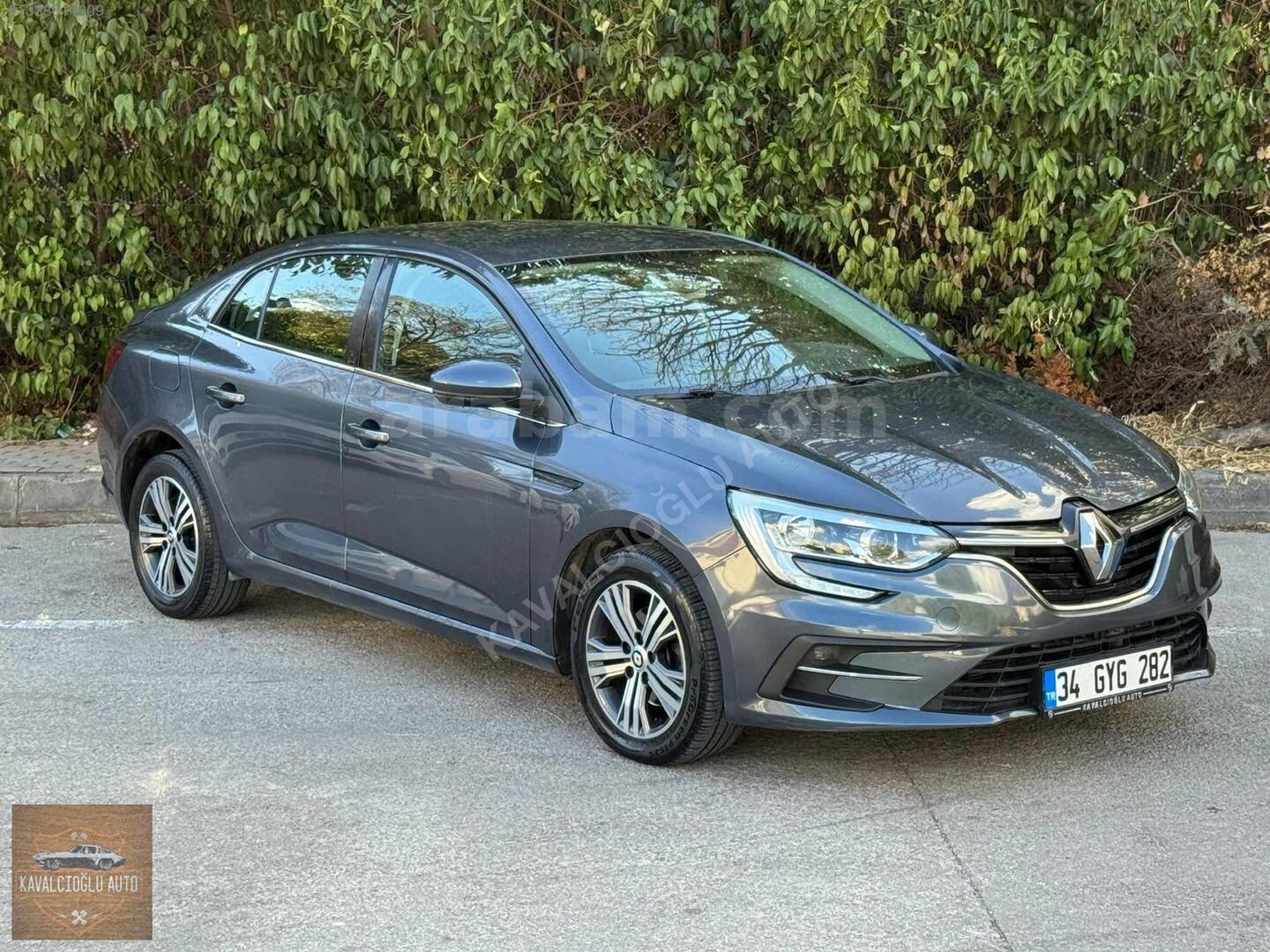 2023 1.5 DİZEL OTOMATİK HATASIZ YENİ KASA MEGAN TOUCH 3
