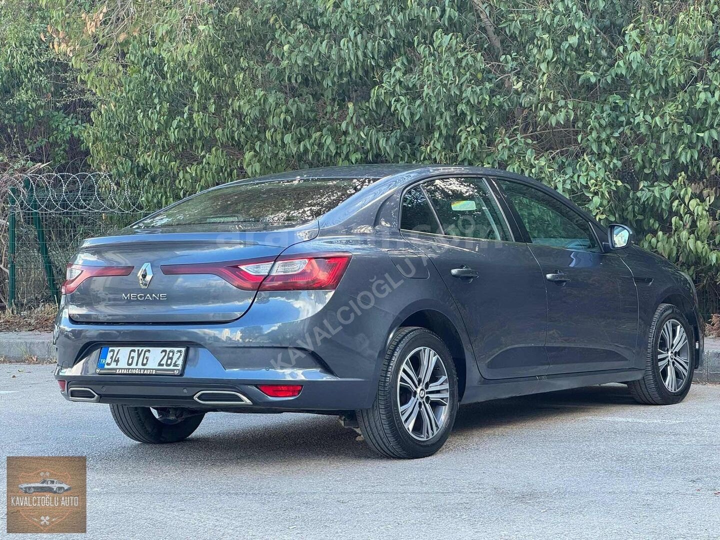 2023 1.5 DİZEL OTOMATİK HATASIZ YENİ KASA MEGAN TOUCH 7