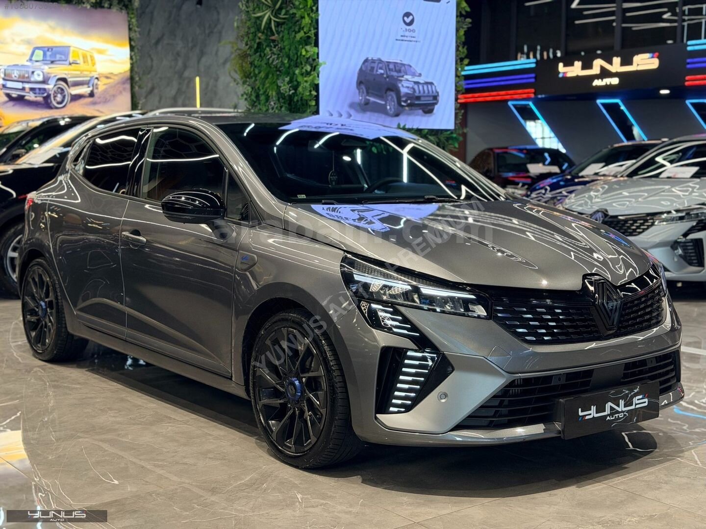 *YUNUS AUTO* 2025 CLİO 15 BİNDE! 1.0 Tce Techno Esprit Alpine 2