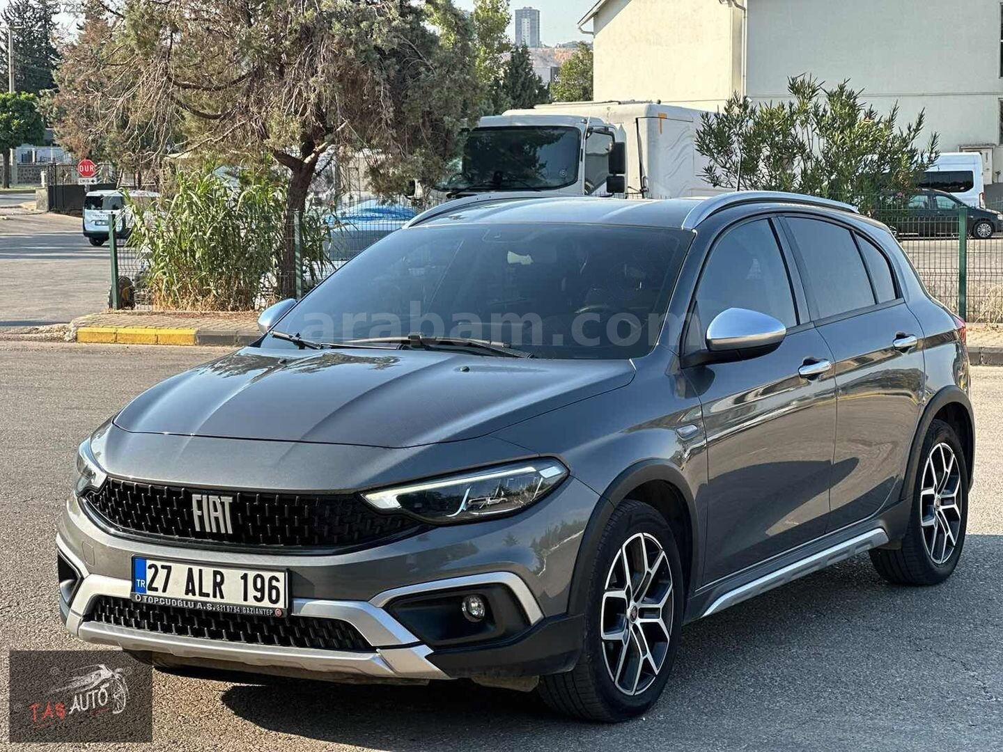 2022 model boyasız hatasız 48 bin km Egea cross dizel otomatik 5