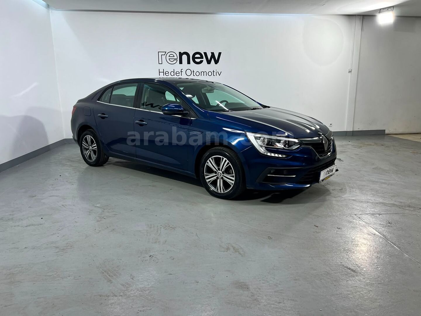HEDEF RENAULT PLAZA'DAN 2023 MEGANE SEDAN TOUCH 1.3 TCE EDC %20 3