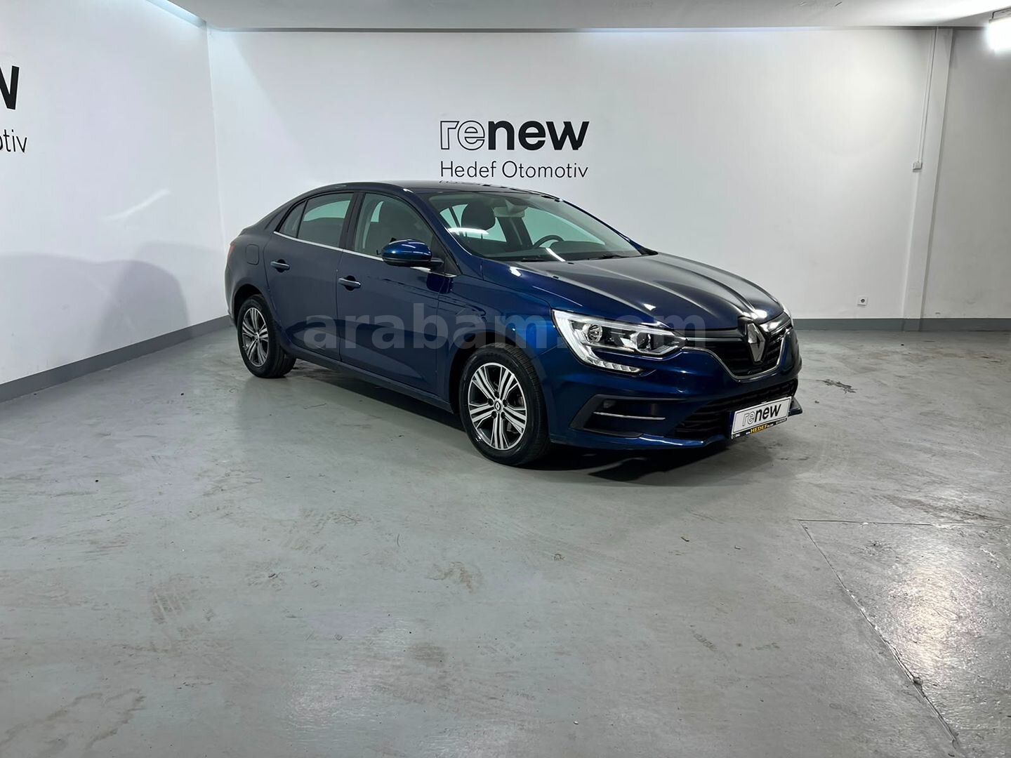 HEDEF RENAULT PLAZA'DAN 2023 MEGANE SEDAN TOUCH 1.3 TCE EDC %20 7