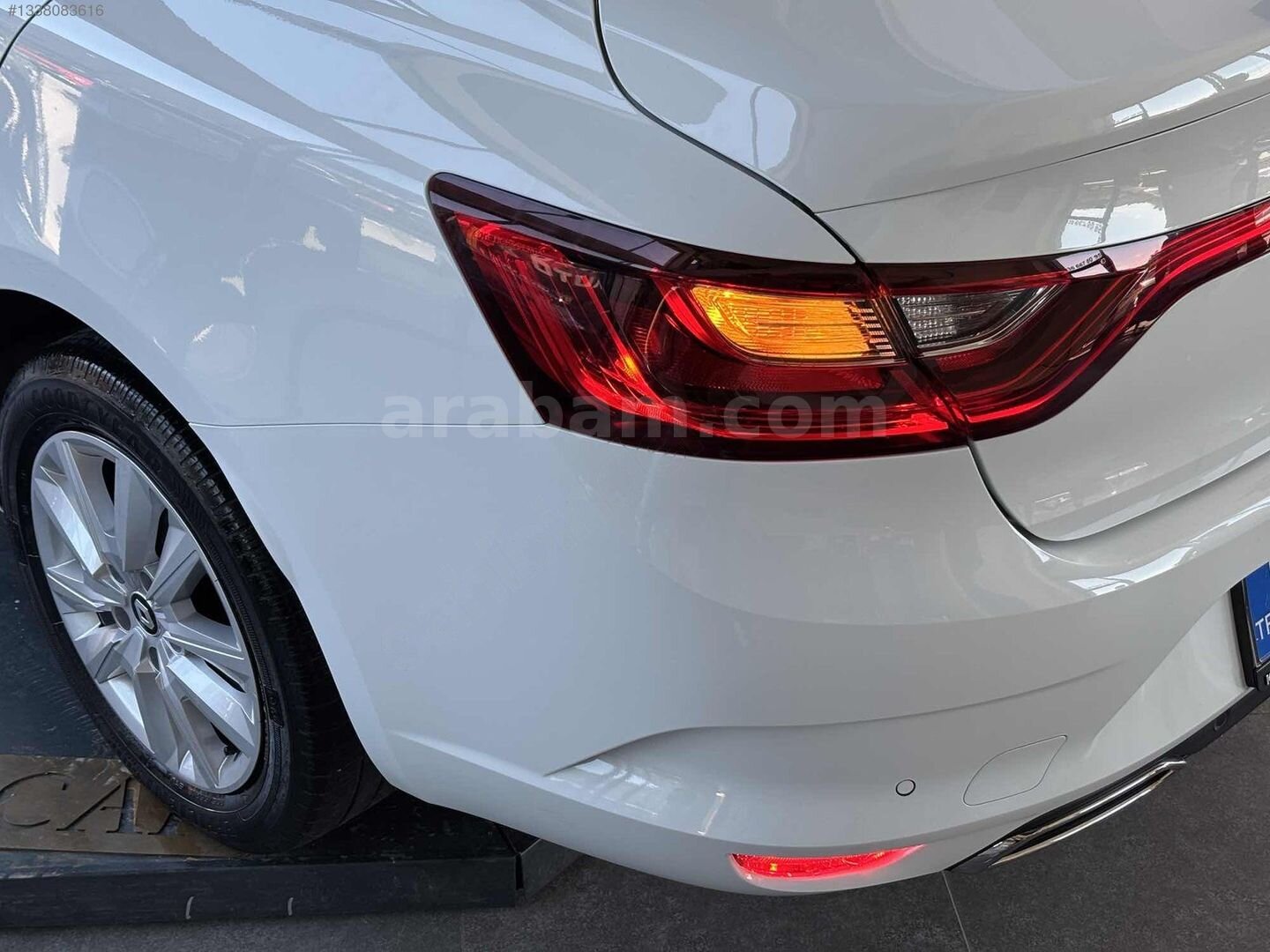 US-CAR RENAULT MEGANE 2025 MODEL 1.3 TCE TOUCH 43.XXX KM HATASIZ 7