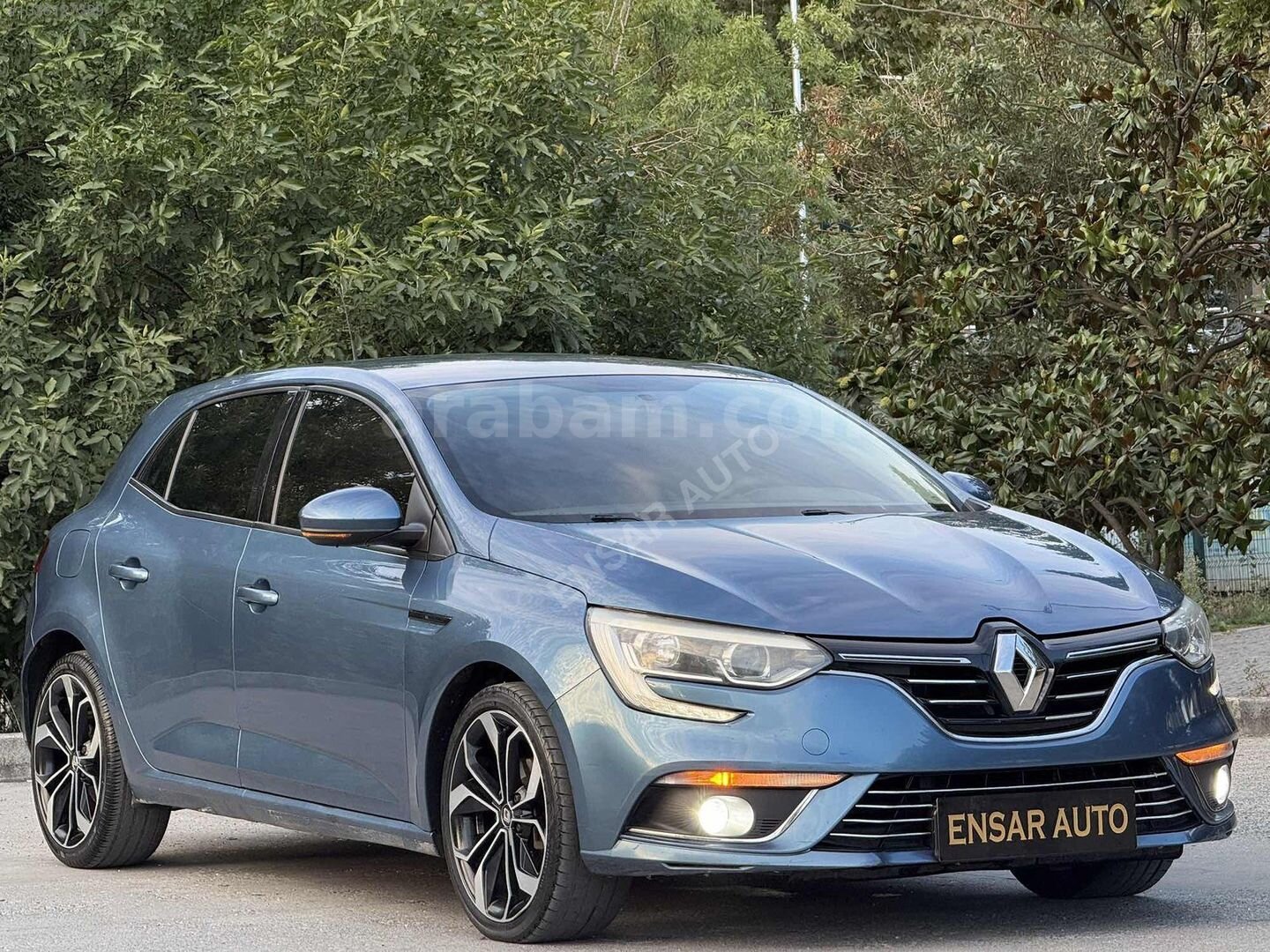 2017 MEGANE HB EKSTRALI LANSMAN RENK TERTEMİZ 1