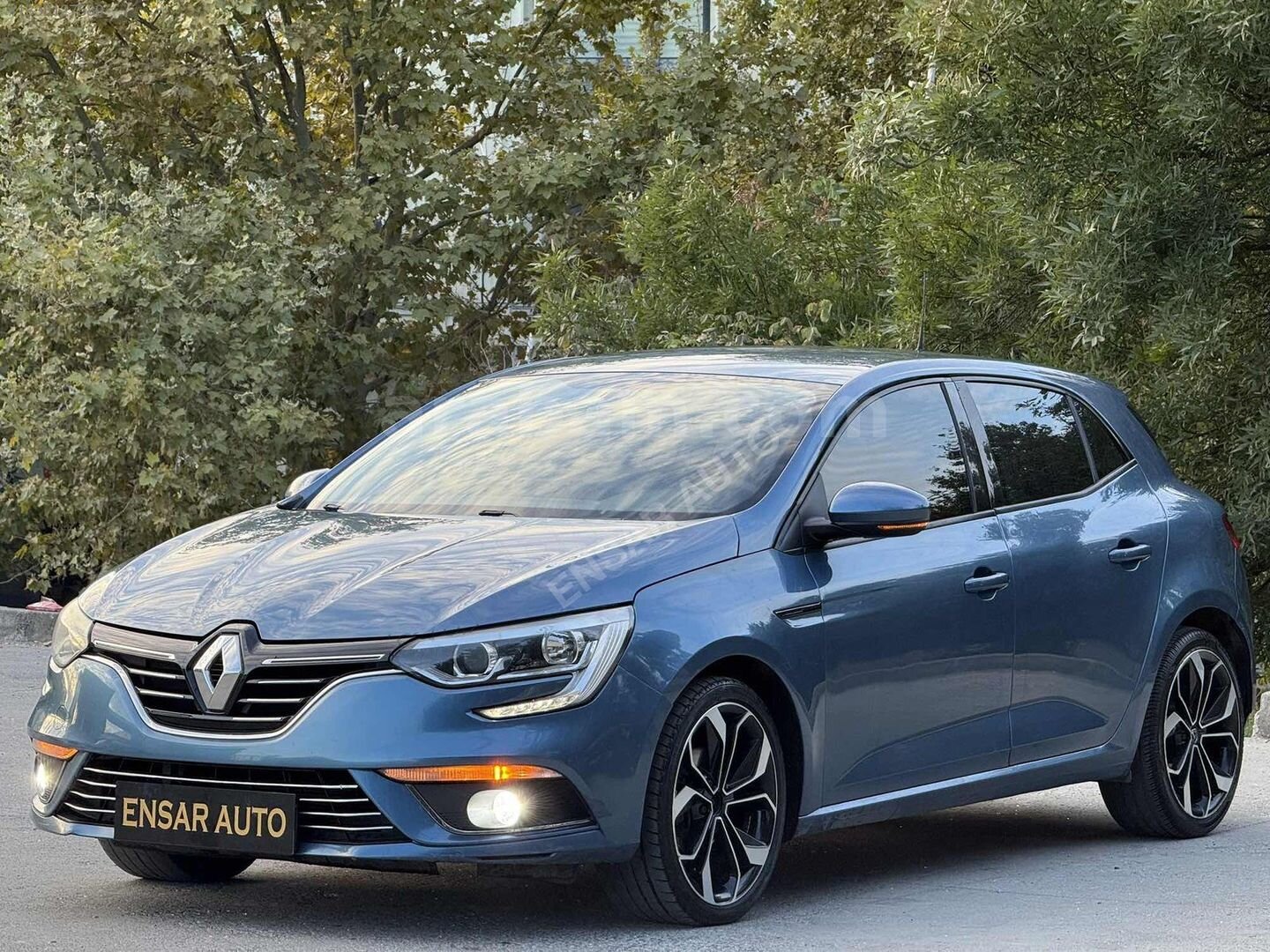2017 MEGANE HB EKSTRALI LANSMAN RENK TERTEMİZ 2