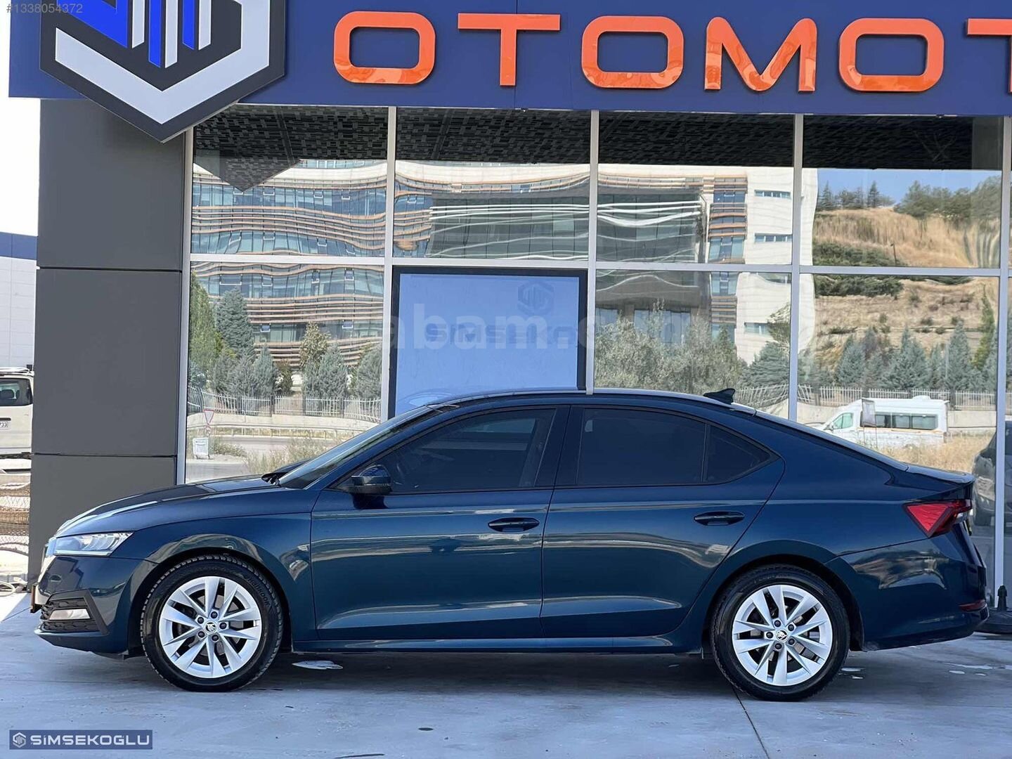 ŞİMŞEKOĞLU'DAN 2023 SKODA OCTAVİA LANSMAN RENK 3