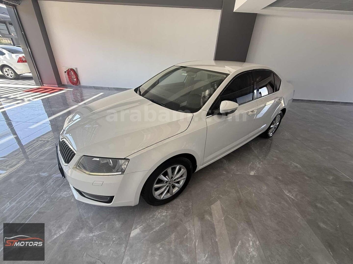 Galeriden Skoda Octavia 1.6 TDI Style CR 2016 Model Aksaray 147.000 km Beyaz 5