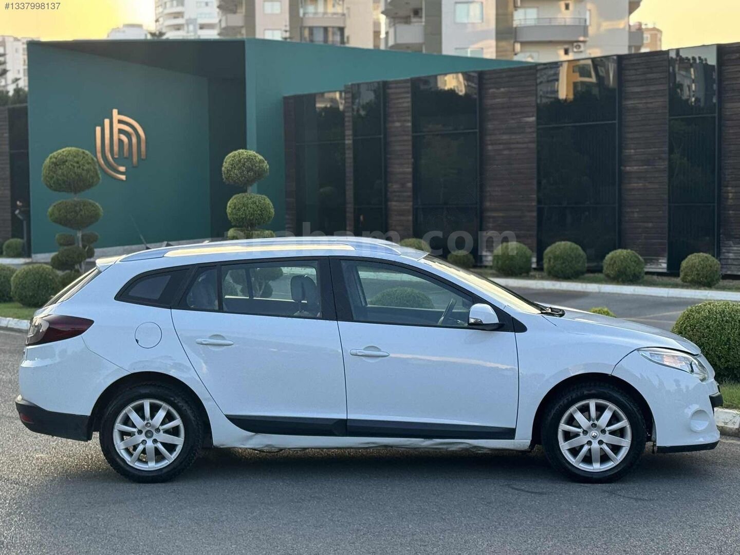 1.5DCİ MEGANE SPORT TOURER 3