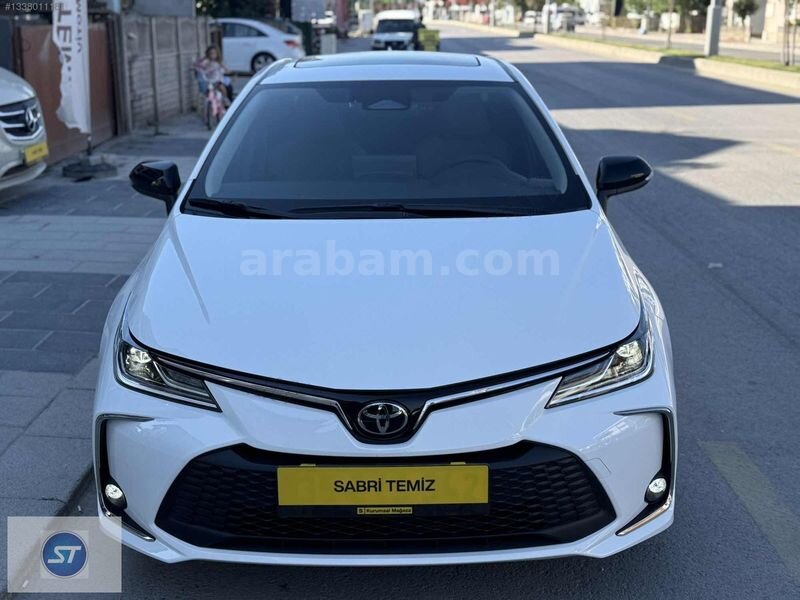 2026 TOYOTA COROLLA 1.5 FLAME X PACK MÜLTİDRİVE 6580 KM