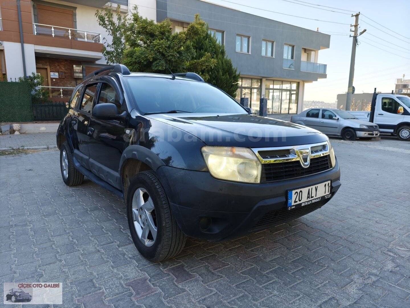 ÇİÇEK OTO 2012 MODEL DACİA DUSTER 1.6 AMBİANCE 175.000 KM 2