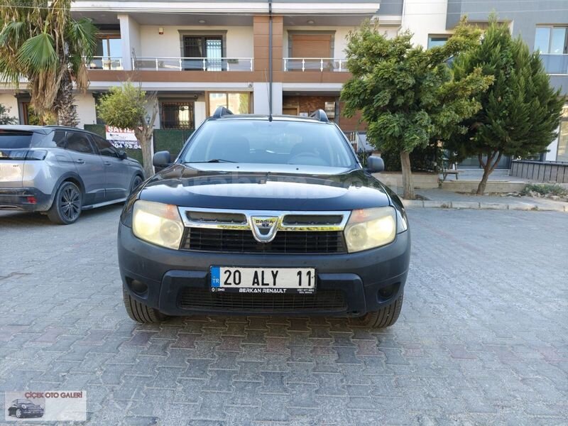 ÇİÇEK OTO 2012 MODEL DACİA DUSTER 1.6 AMBİANCE 175.000 KM