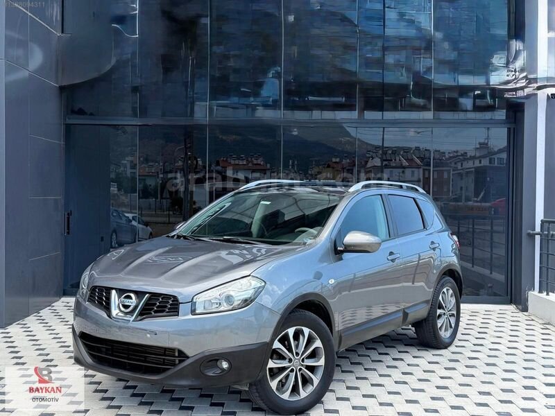 BAYKAN OTO'DAN 2011 NİSSAN QASHQAİ 1.5DCI TEKNA PACK CAM TAVAN
