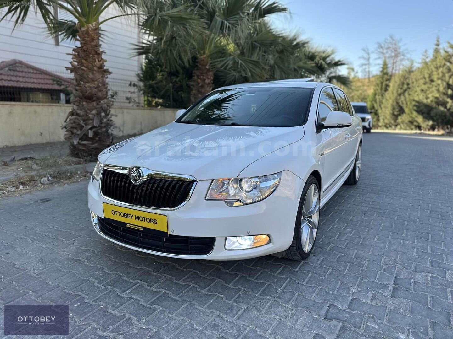 OTTOBEY DEN 2012 SUPERB 1.6 TDI ELEGANCE 105HP 2