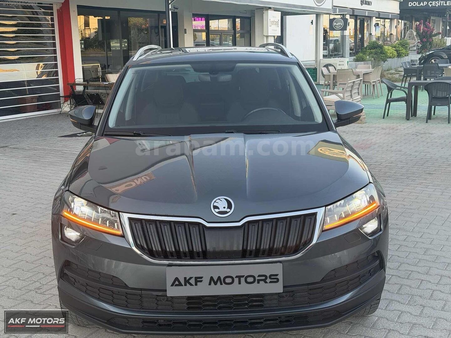 AKF MOTORS'DAN 66 BİN KM 1.6 TDI OTOMATİK KAROQ 2
