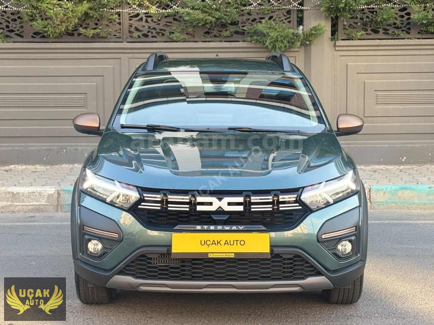 -UÇAK AUTO-2025 ÇIKIŞLI DACİA STEPWAY 18 BİNDE HATASIZ BOYASIZ 1