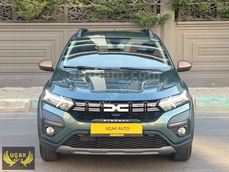 -UÇAK AUTO-2025 ÇIKIŞLI DACİA STEPWAY 18 BİNDE HATASIZ BOYASIZ