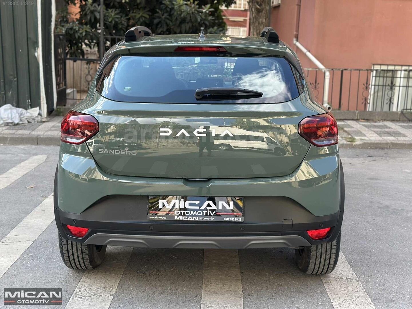 MİCAN OTO-2025 MODEL SANDERO STEPWAY HAKİ YEŞİL 11.000km'DE 6