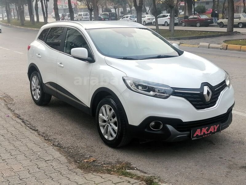 HATASIZ BOYASIZ 2016 MODEL RENAULT KADJAR 1.5 DCİ ICON OTOMATİK 1