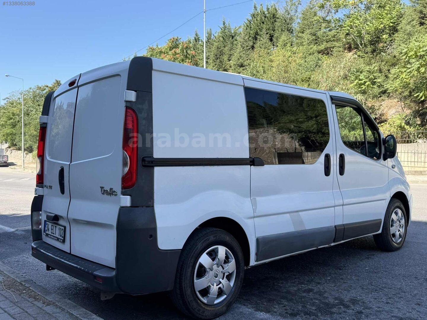 DÜŞÜK KM KLİMALI 5+1 TRAFİC 5