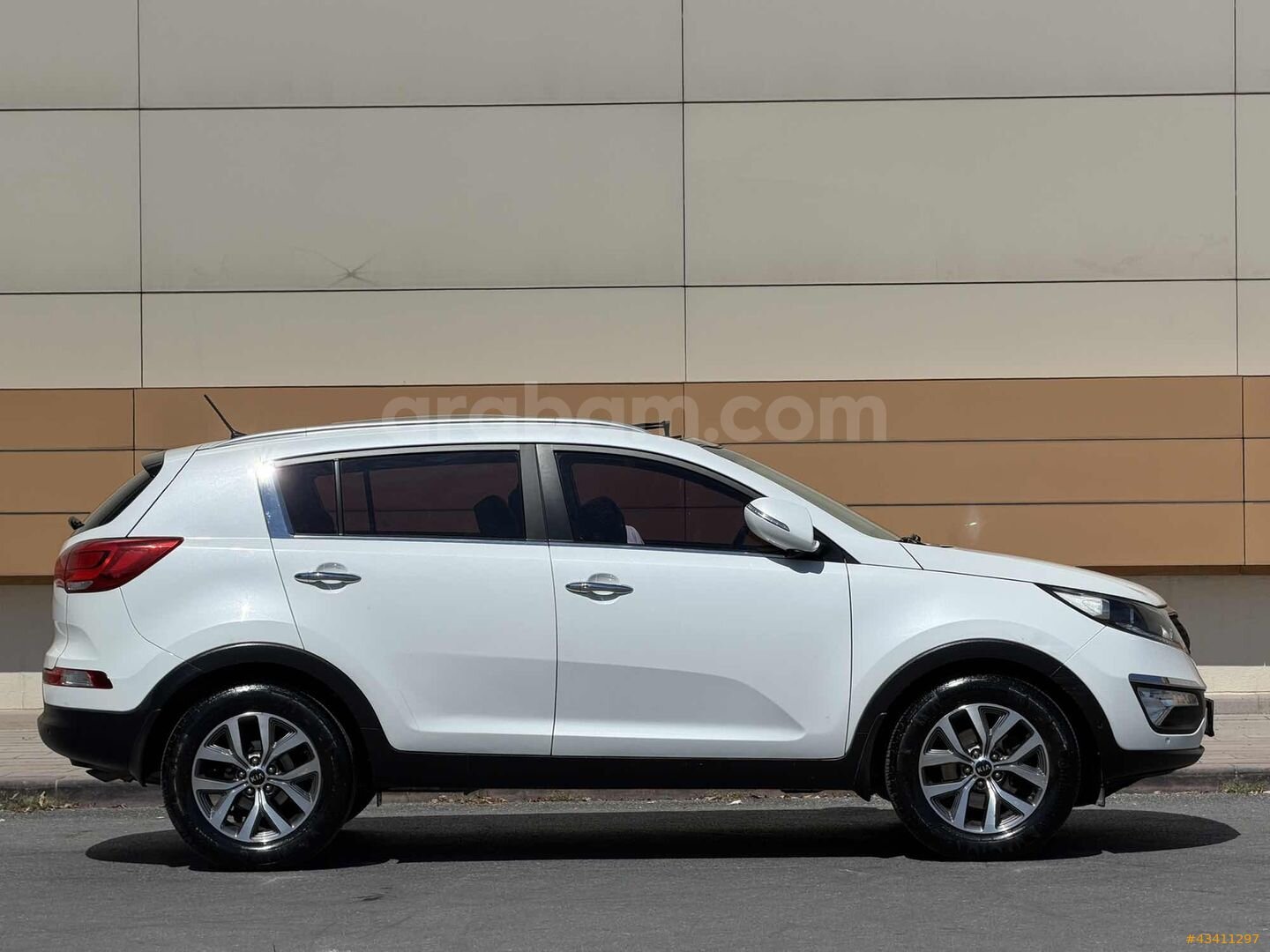 2014 KİA SPORTAGE 1.6 BENZİN CAM TAVAN OTOMATİK VİTES 105 BİN KM 6