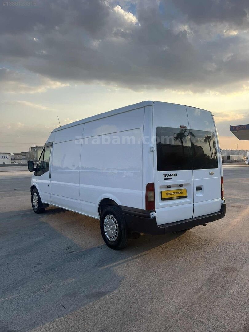2009 MODEL PANELVAN 5
