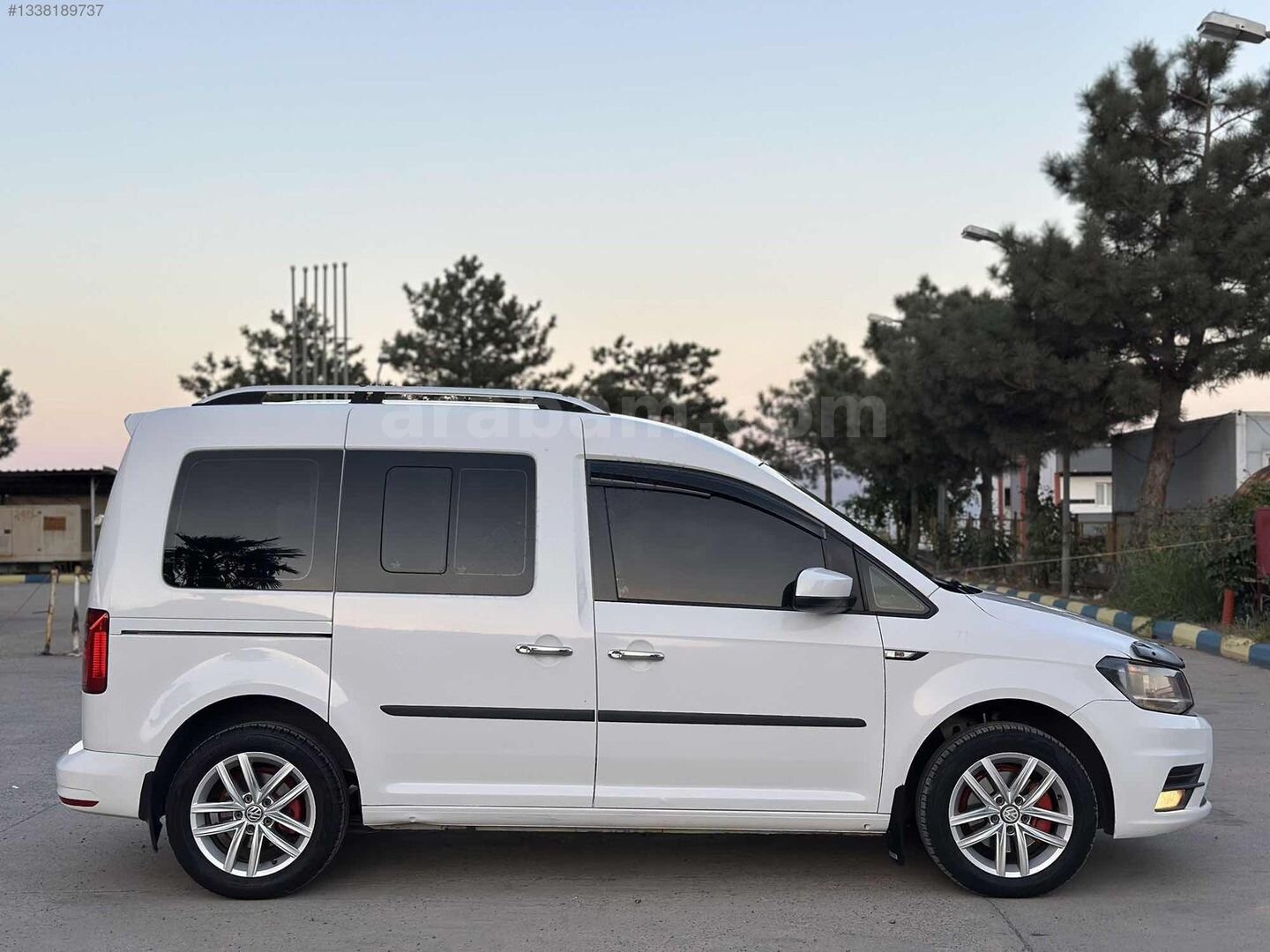 OTOMOBİL RUHSATLI 2015 MODEL VW CADDY 1.6 TDİ 7