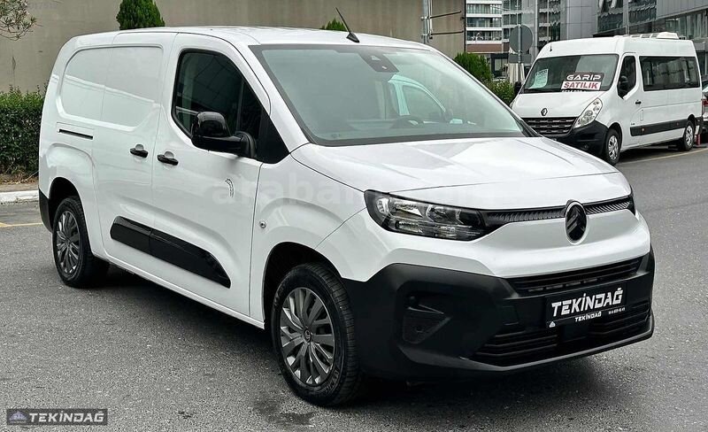 TEKİNDAĞ'DAN SENETLİ KREDİLİ 100PEŞİNATLA 2025 BERLİNGO MAXİ FUL