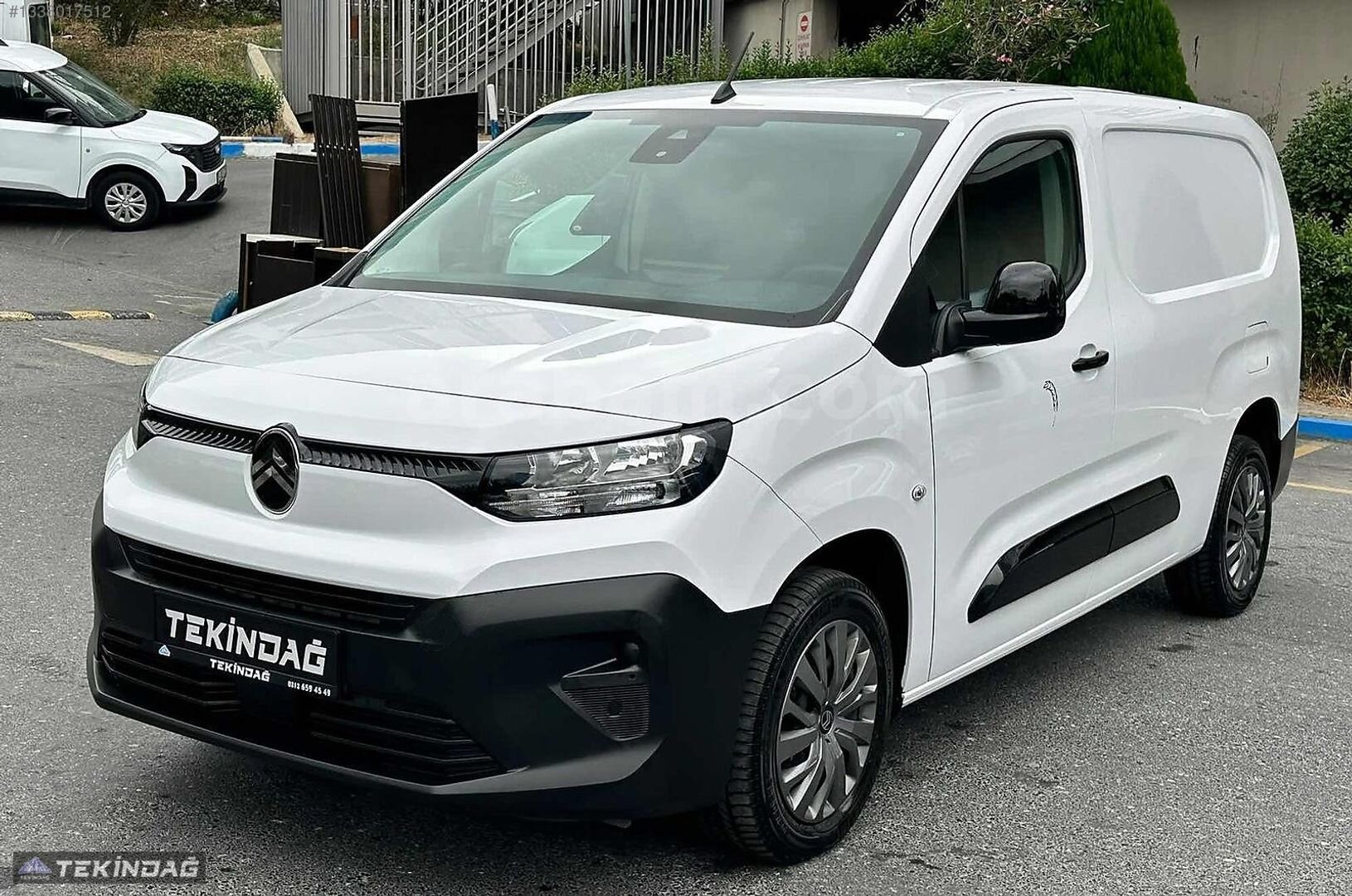 TEKİNDAĞ'DAN SENETLİ KREDİLİ 100PEŞİNATLA 2025 BERLİNGO MAXİ FUL 5
