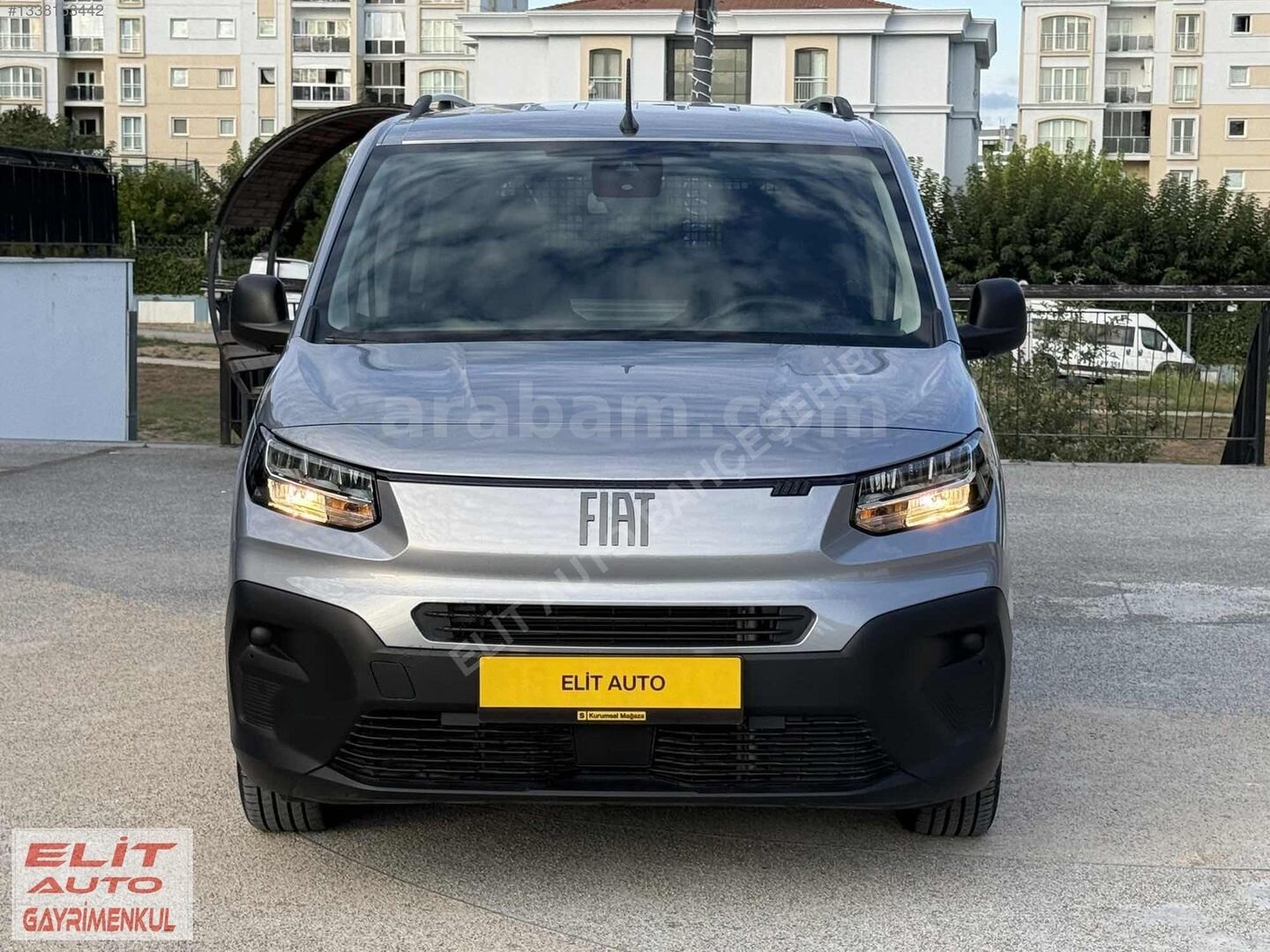 2025 FİAT DOBLO 10 BİN KM TRAMERSİZ DEGİŞENSİZ BOYASIZ % 20 KDV 2
