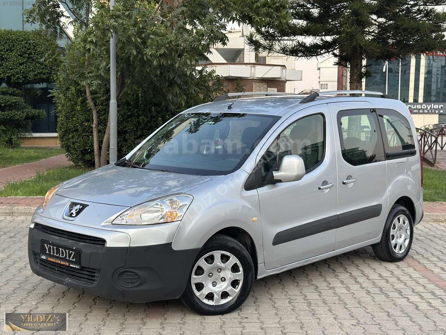 YILDIZ OTO GALERİDEN PARTNER TEPEE OTOMOBİL RUHSATLI 3