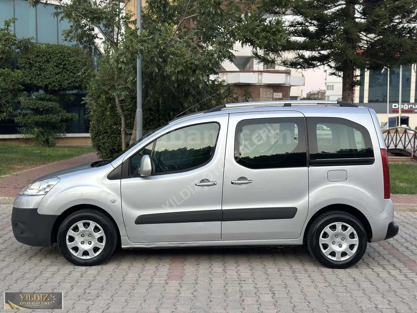 YILDIZ OTO GALERİDEN PARTNER TEPEE OTOMOBİL RUHSATLI 5