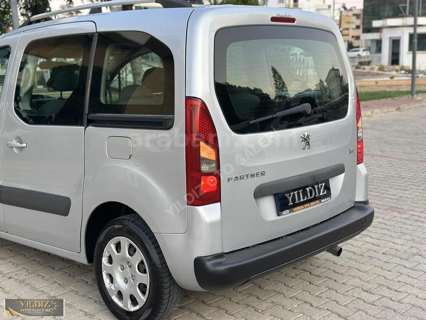 YILDIZ OTO GALERİDEN PARTNER TEPEE OTOMOBİL RUHSATLI 7