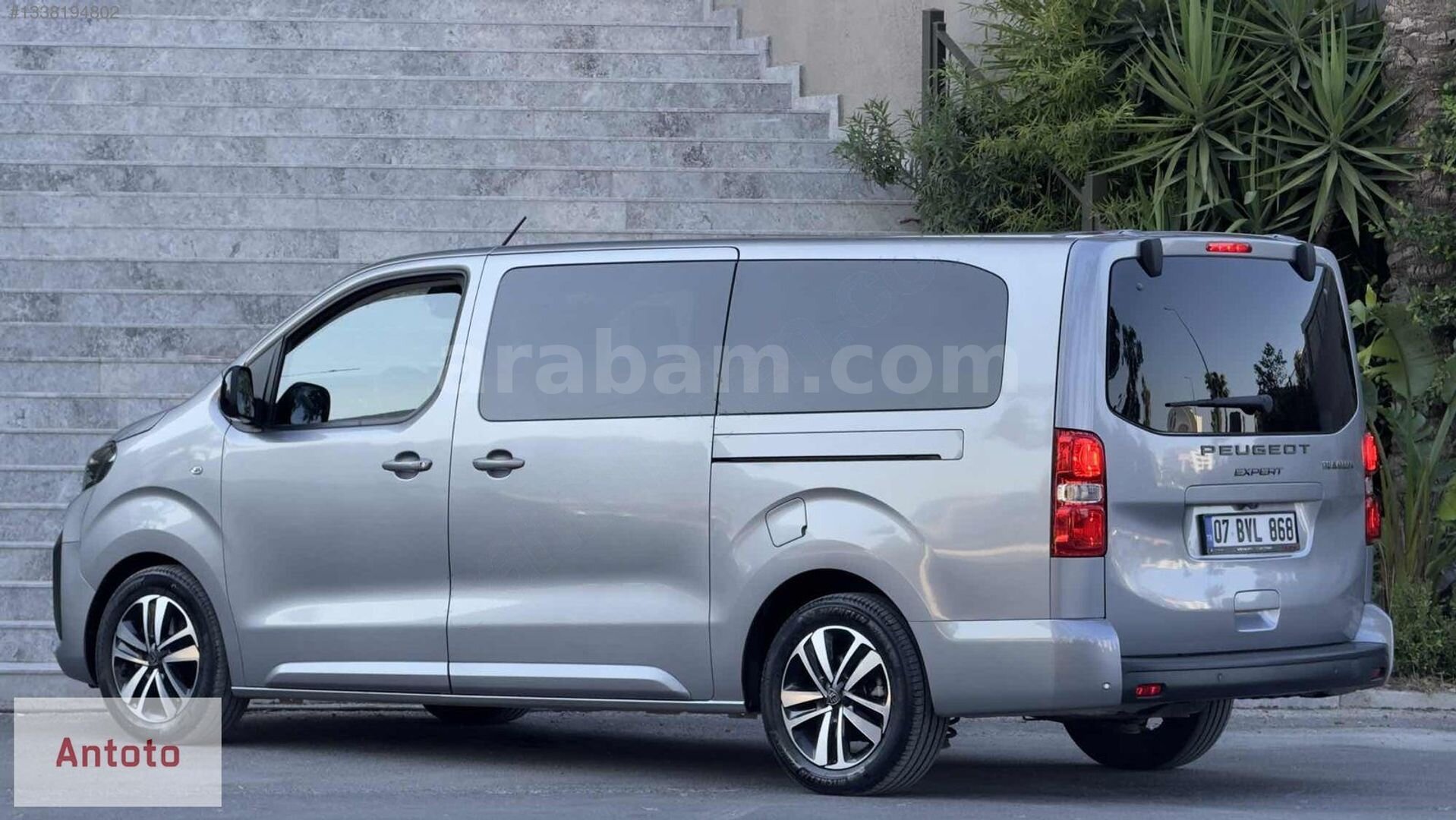 ANTOTO PEUGEOT YETKİLİ BAYİSİNDEN 2024 EXPERT TRAVELLER 8+1 5