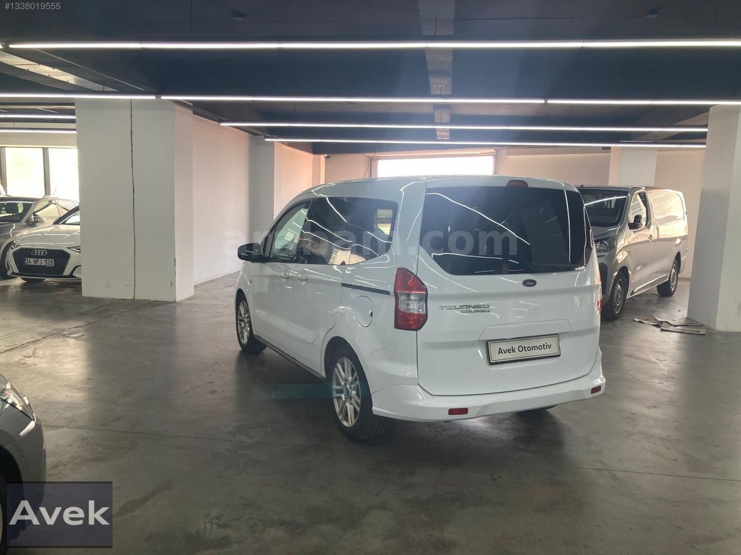 AVEK OTOMOTİVDEN BOYASIZ DEĞİŞENSİZ DİZEL FORD TOURNEO COURIER 7
