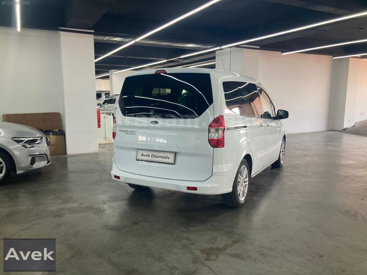 AVEK OTOMOTİVDEN BOYASIZ DEĞİŞENSİZ DİZEL FORD TOURNEO COURIER 5