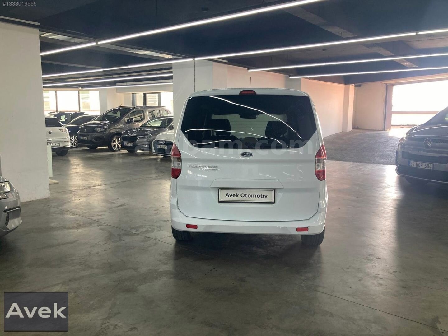 AVEK OTOMOTİVDEN BOYASIZ DEĞİŞENSİZ DİZEL FORD TOURNEO COURIER 6