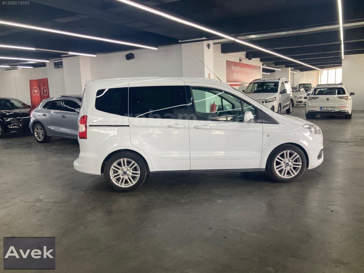 AVEK OTOMOTİVDEN BOYASIZ DEĞİŞENSİZ DİZEL FORD TOURNEO COURIER 4