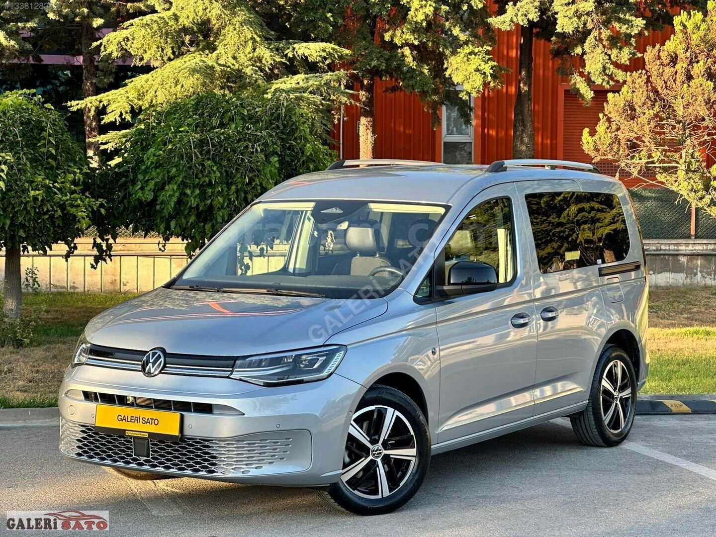 2025 VW CADDY OTOMATİK VİTES STYLE HATASIZ BOYASIZ TRAMERSİZ 4