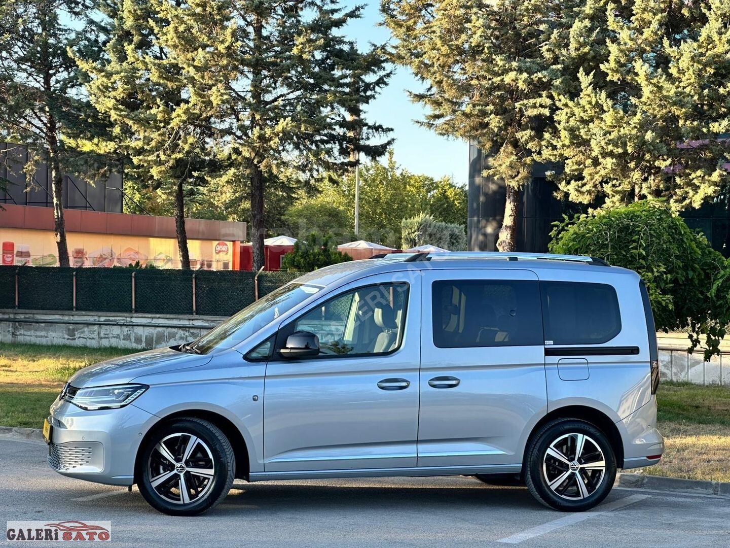 2025 VW CADDY OTOMATİK VİTES STYLE HATASIZ BOYASIZ TRAMERSİZ 5