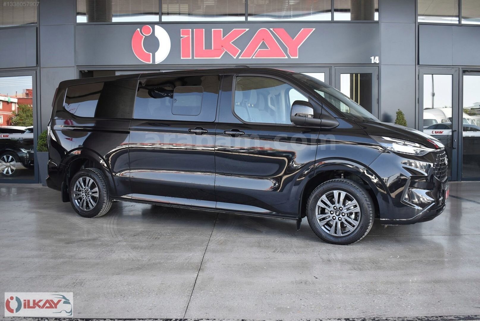 İLKAY'DAN 2025 FORD CUSTOM 320 L TİTANYUM 20,000 KM'DE OTOMOBİL 3