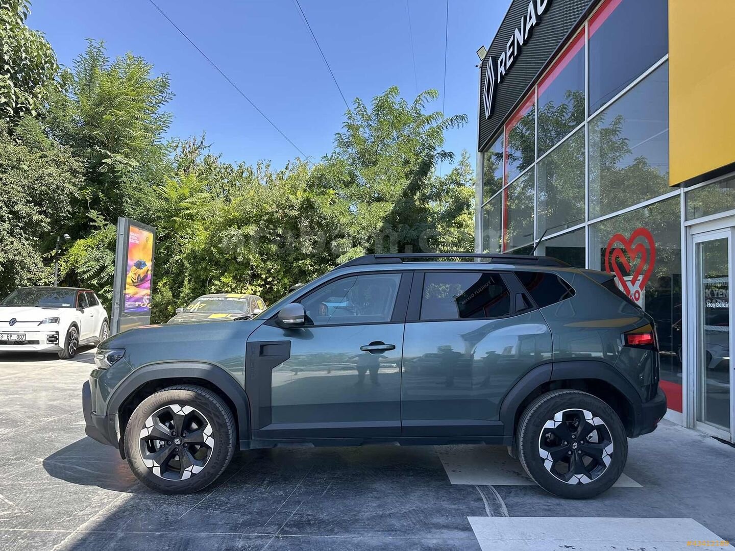 RENAULT YETKİLİ BAYİDEN 2025 DUSTER 1.3 TCE 6.001KM FULL+FULL 4