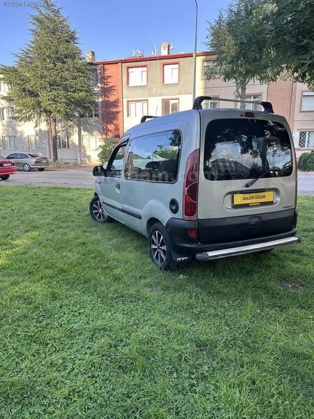 OTOMOBİL RUHSAT TEMİZ 2001 KANGO