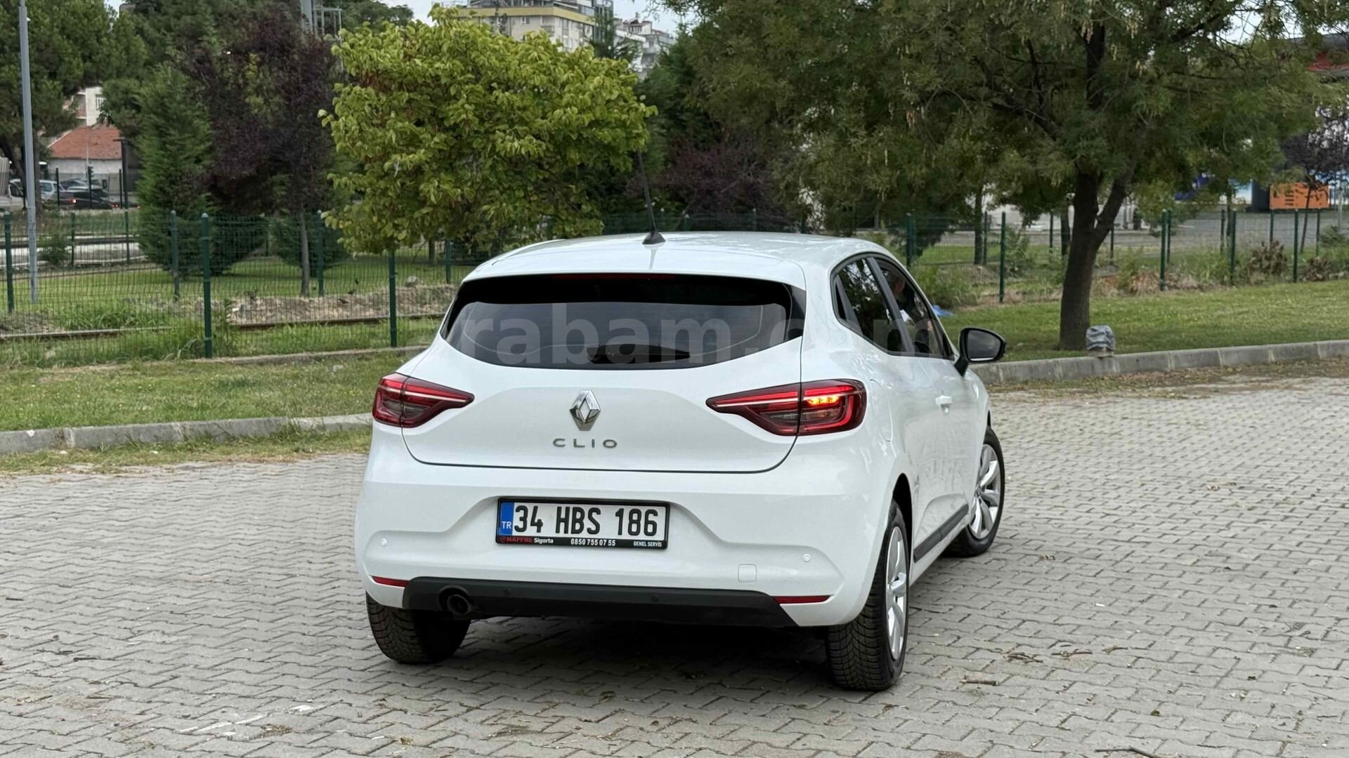 KRM MOTORS DAN BAKIMLI OTOMATİK CLIO 5