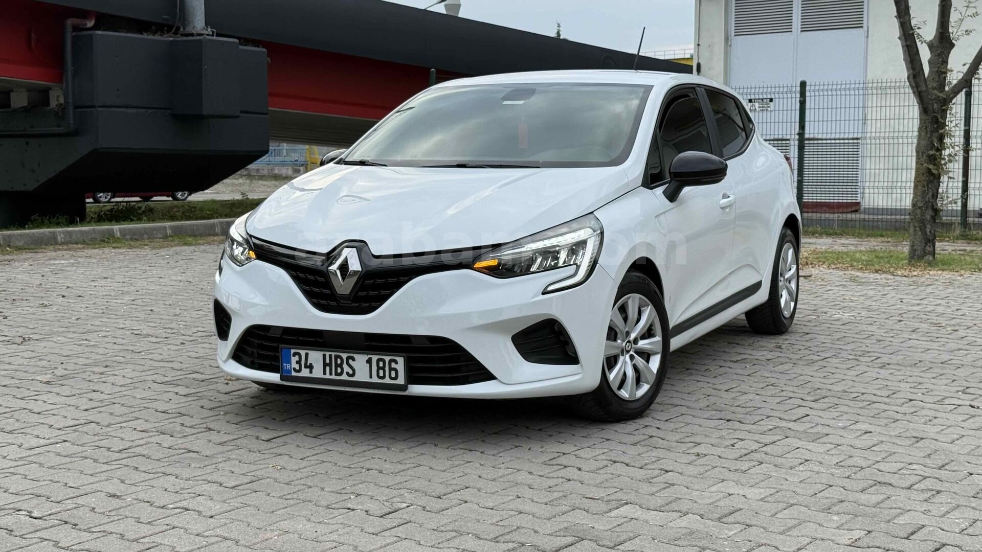 KRM MOTORS DAN BAKIMLI OTOMATİK CLIO 3