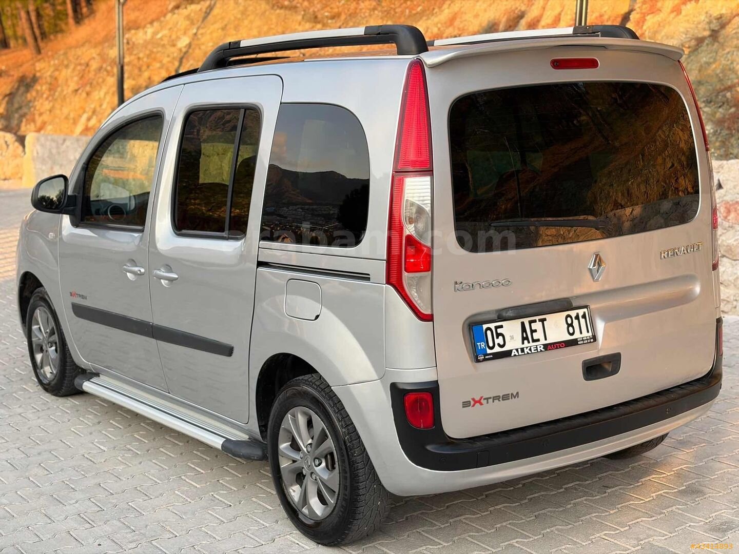 ALKER AUTO'dan HATASIZ CAM TAVAN EMSALSİZ KANGO 4