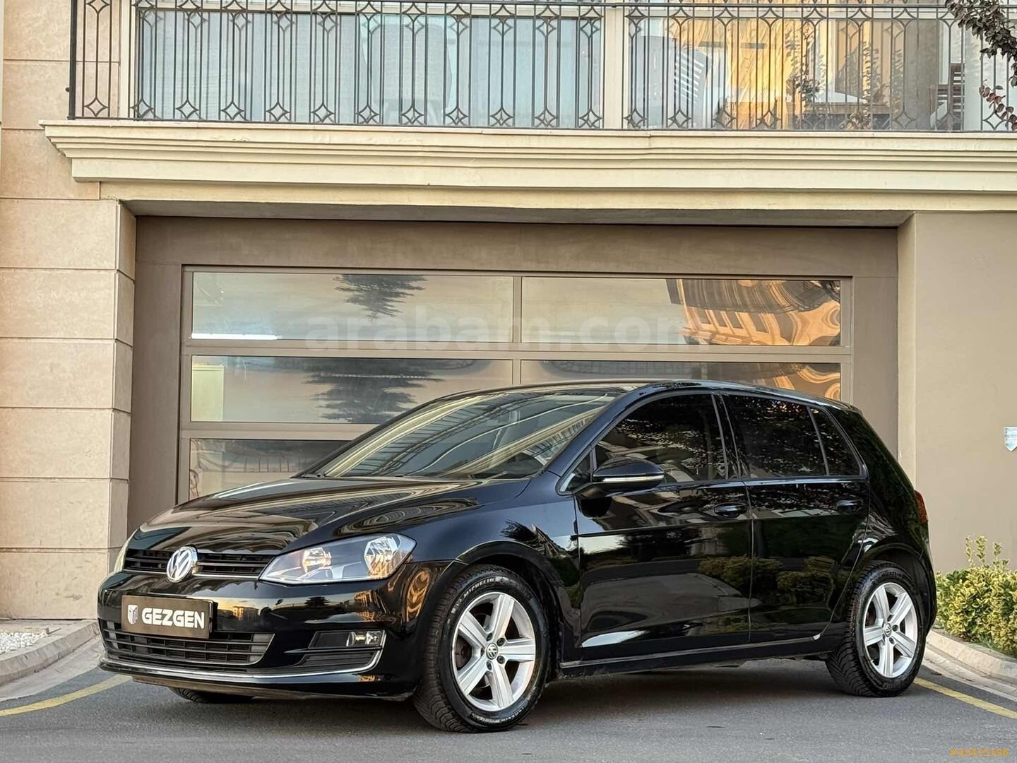 GEZGEN'DEN VW GOLF 7 COMFORTLİNE DEĞİŞENSİZ-BOYASIZ-79.000 KM'DE 3